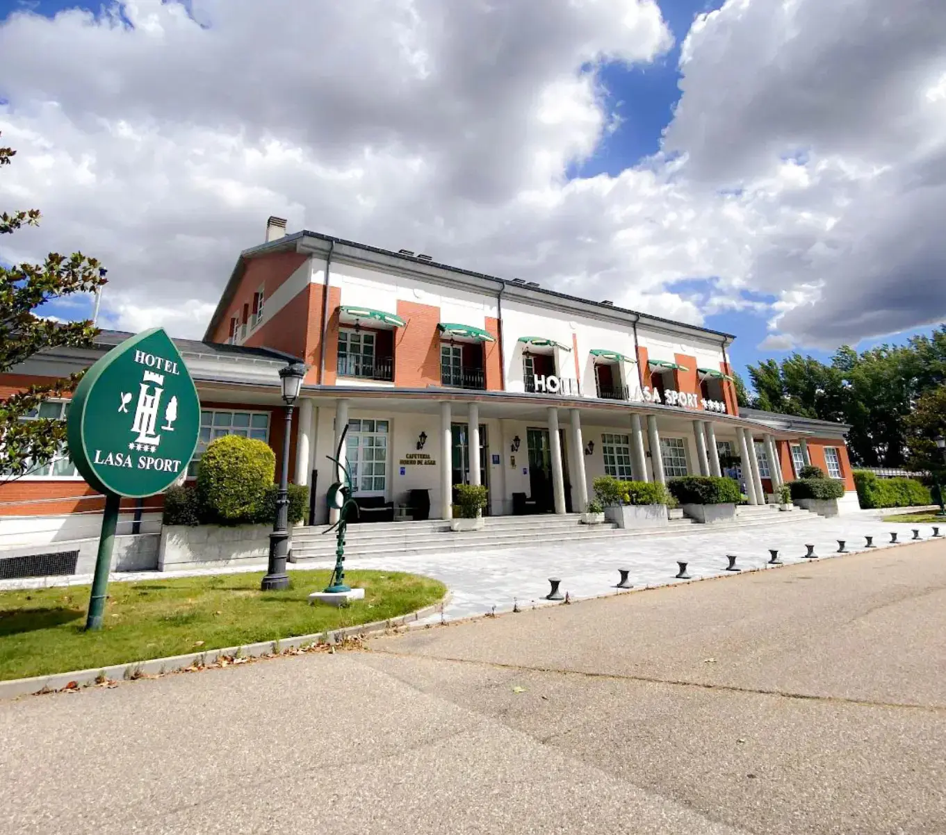Hotel Lasa Sports Valladolid